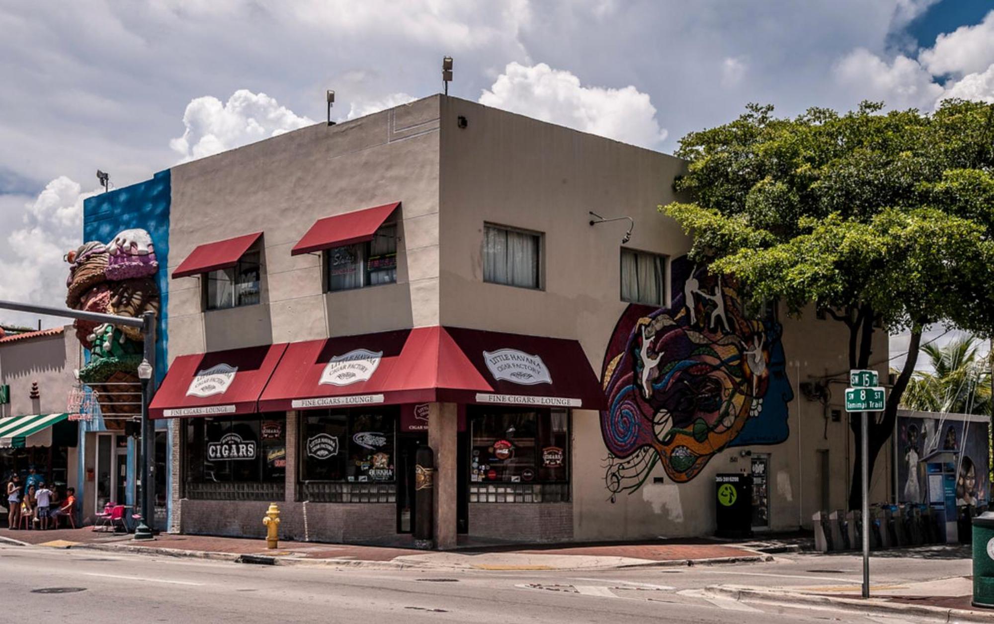 B6 Value On Private Bedroom With Private Bathroom In Little Havana, Séjour chez l'habitant *