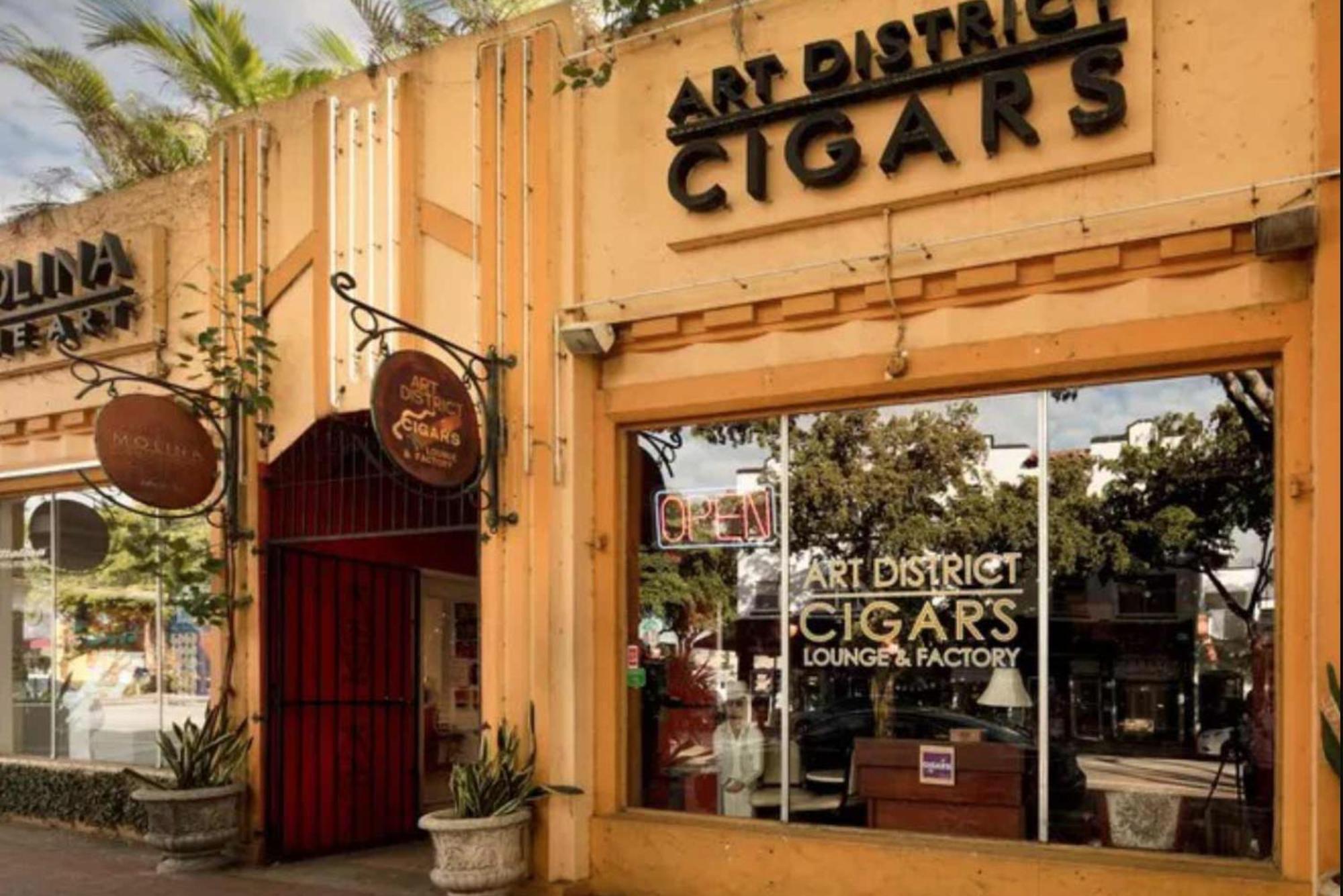 Séjour chez l'habitant B6 Value On Private Bedroom With Private Bathroom In Little Havana,